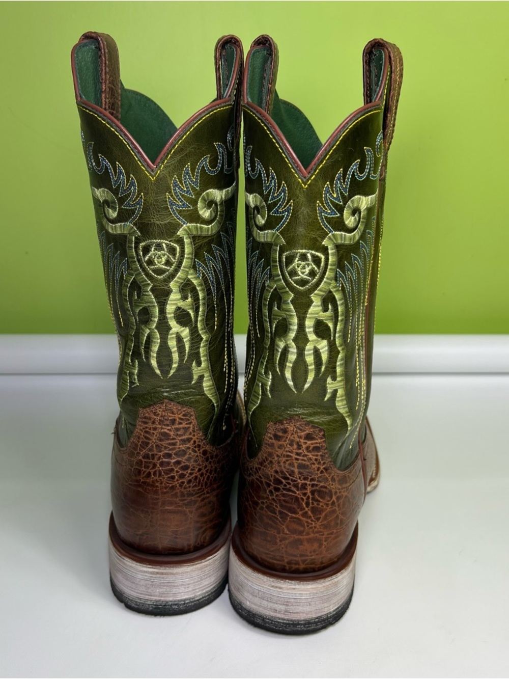 ARIAT MEN'S MESTENO WESTERN BOOTS - SQUARE TOE size 9 - Picture 4 of 12